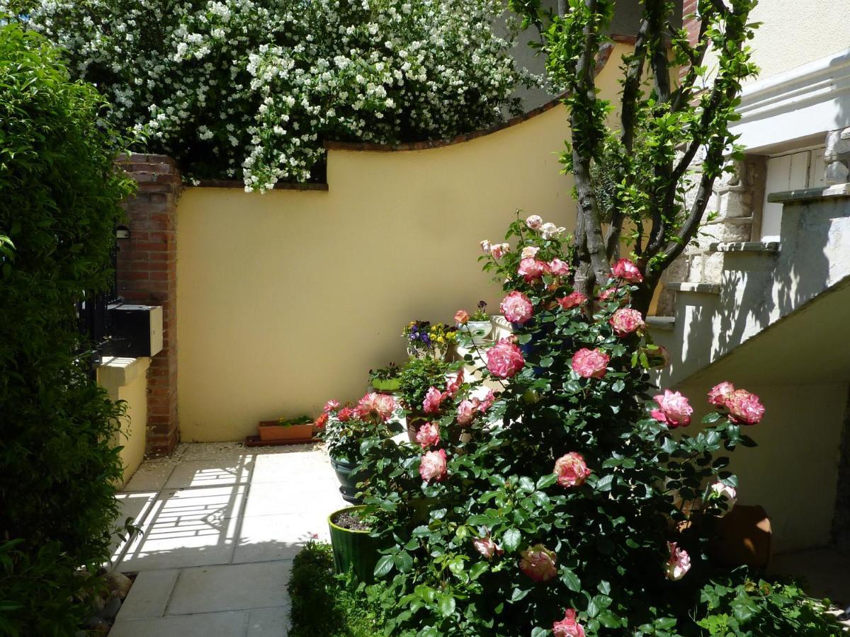 Aux Minimes - Au Jardin Des Alouettes * Toulouse